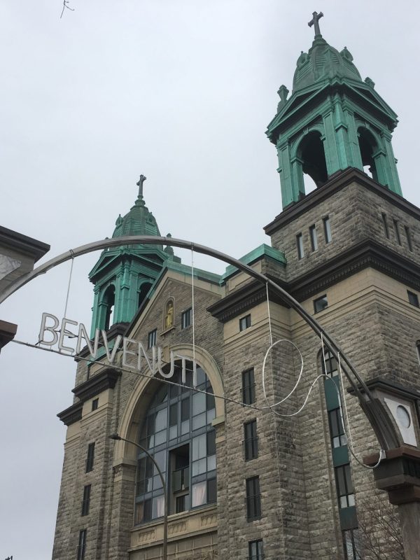 Arch over St. Laurent Blvd.[2790]